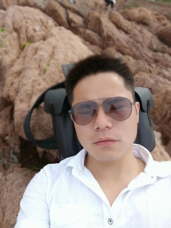 易听的第一张照片--大庆相亲服务中心