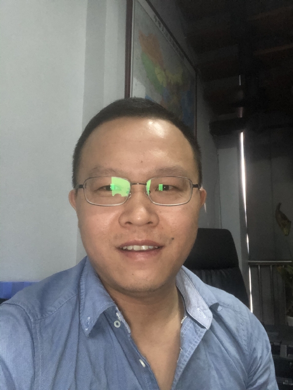 小吴的第一张照片--大庆相亲服务中心