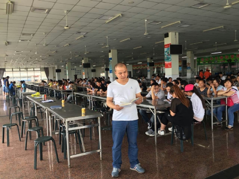 人在旅途的第二张照片--大庆相亲服务中心