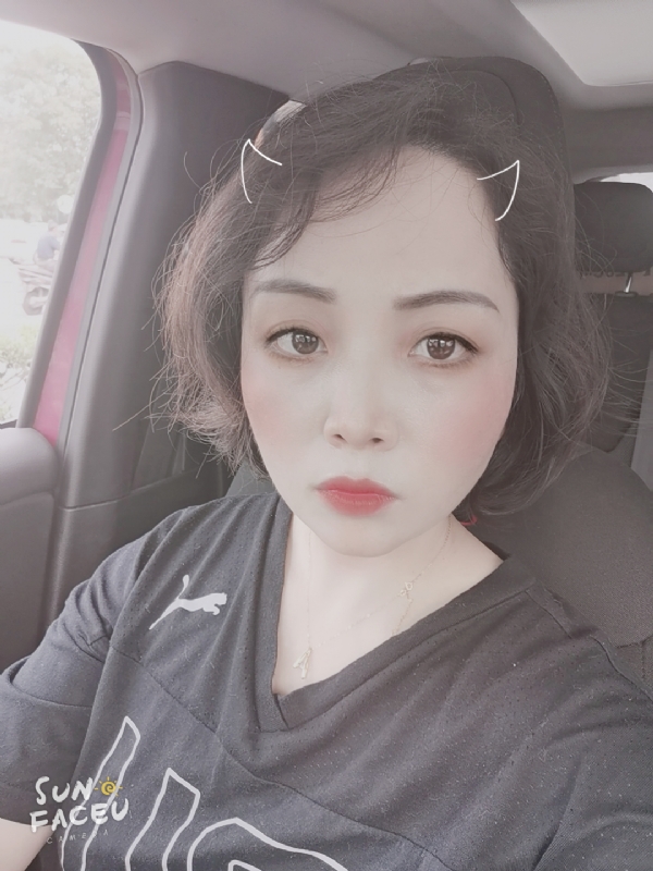 灰太狼姐姐的第一张照片--大庆相亲服务中心