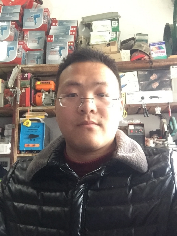 鼎福的第一张照片--大庆相亲服务中心