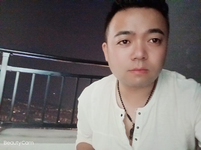 可么嗯哼的第一张照片--大庆相亲服务中心