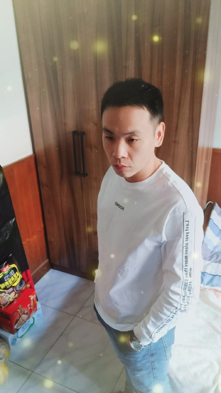 没有蜡笔的小航的第三张照片--大庆相亲服务中心