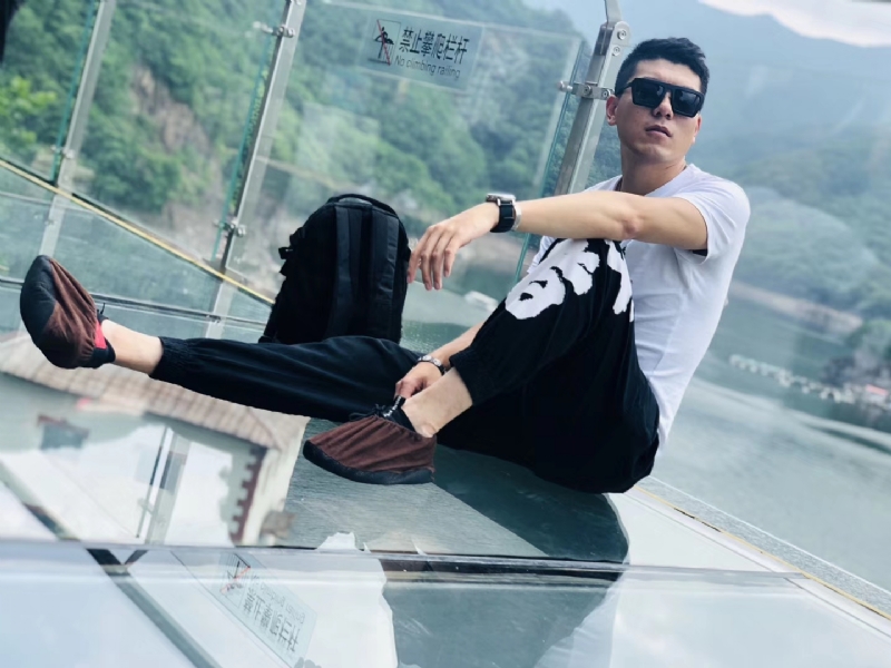 庄周梦蝶的第一张照片--大庆相亲服务中心