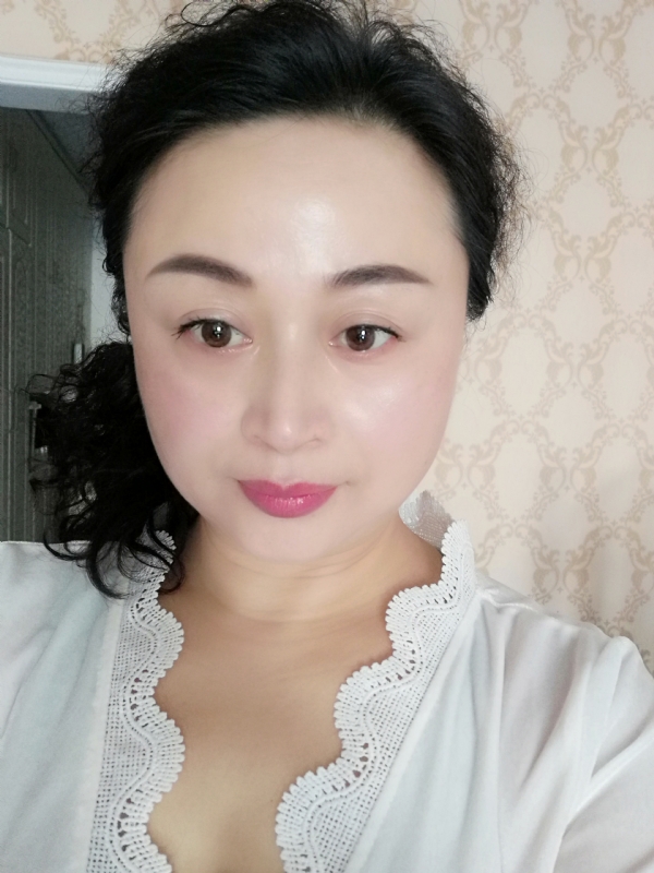 花谢花飞的第一张照片--大庆相亲服务中心