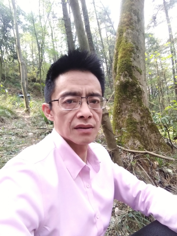 吴彬的第一张照片--大庆相亲服务中心