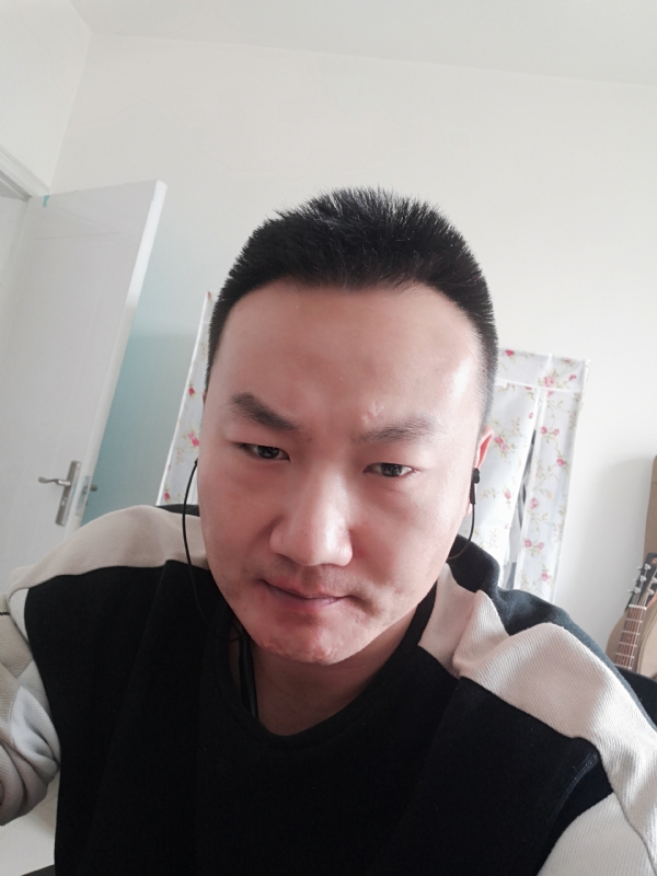 曹先森的第一张照片--大庆相亲服务中心