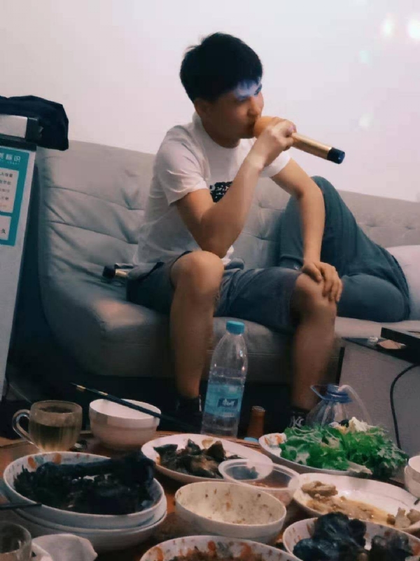秦成龙的第一张照片--大庆相亲服务中心