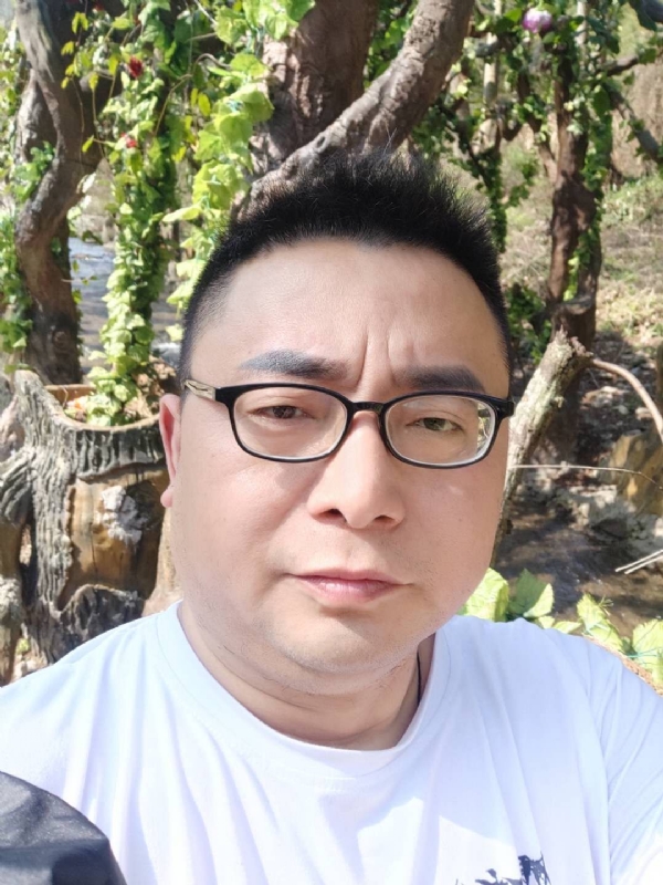 妙手仁心的第一张照片--大庆相亲服务中心