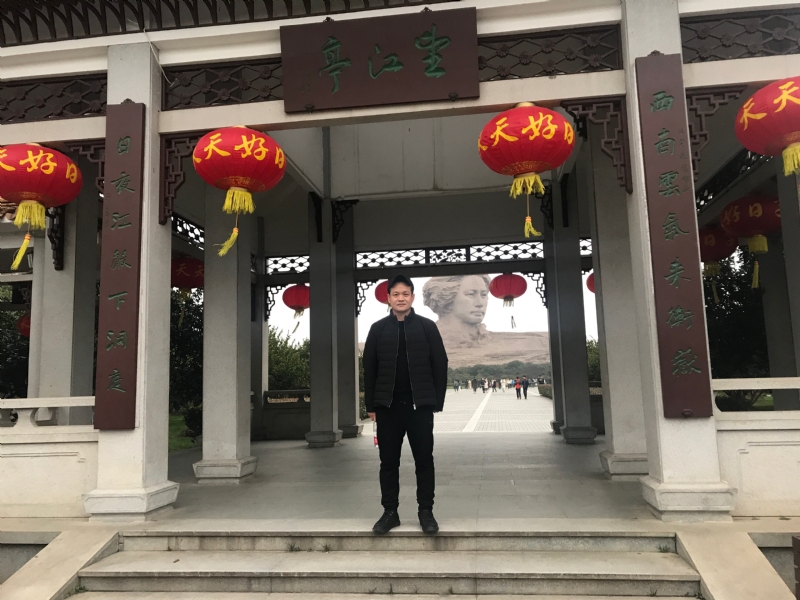 风继续吹的第一张照片--大庆相亲服务中心
