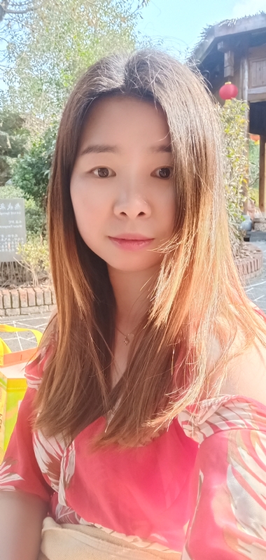 赫赫的第一张照片--大庆相亲服务中心