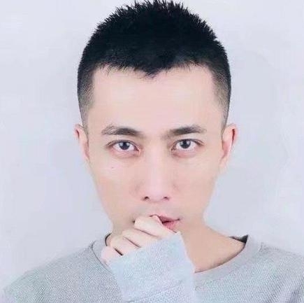 辛酉的第一张照片--大庆相亲服务中心
