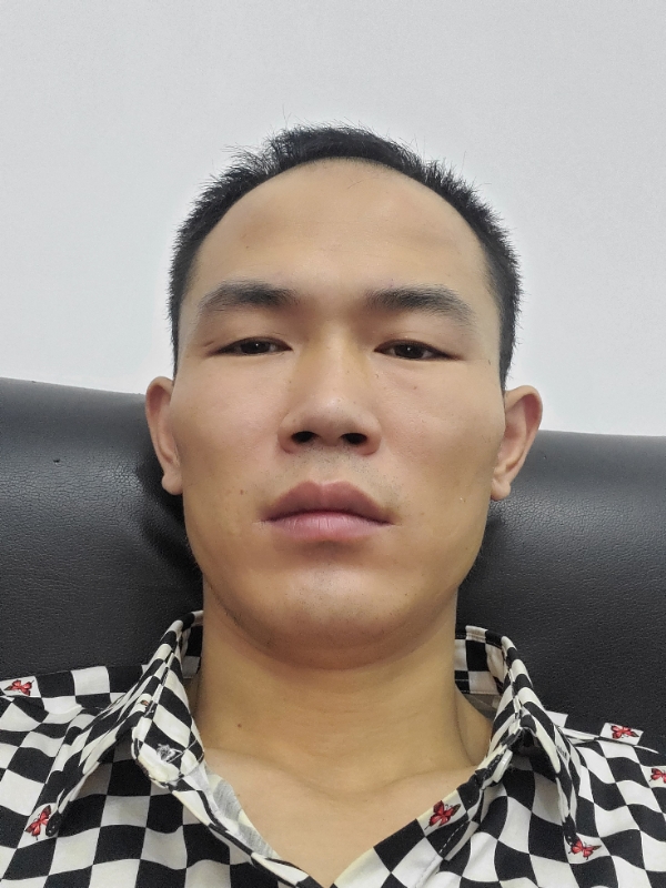 卷卷有爷名的第一张照片--大庆相亲服务中心
