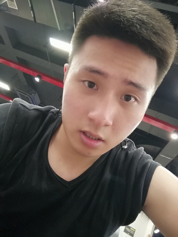 江南的雨的第一张照片--大庆相亲服务中心