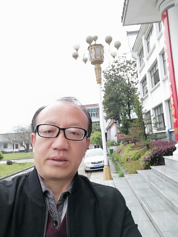 玫瑰祥云的第二张照片--大庆相亲服务中心