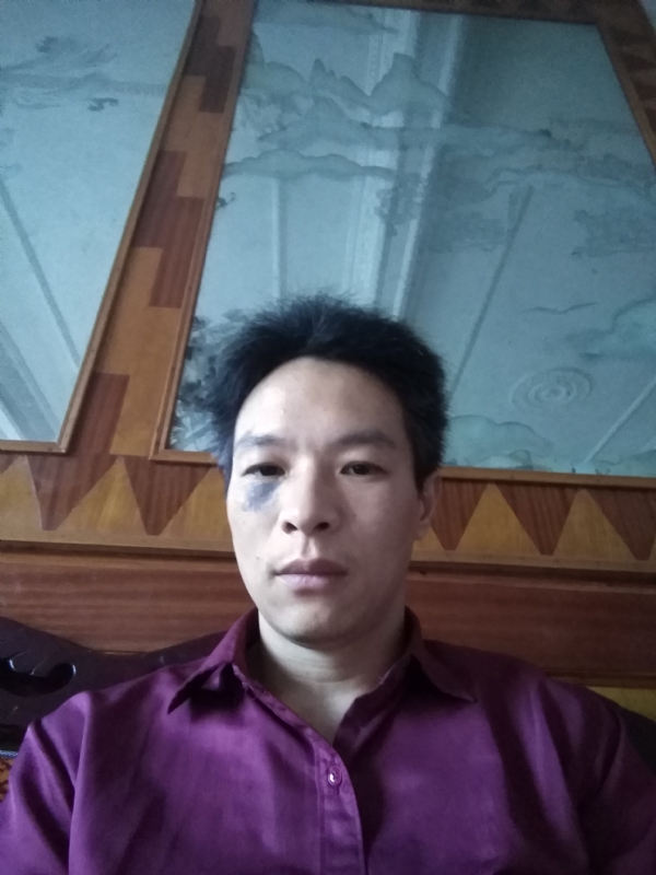 风中落叶的第一张照片--大庆相亲服务中心