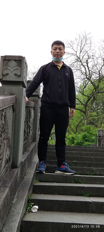 翁的第一张照片--大庆相亲服务中心