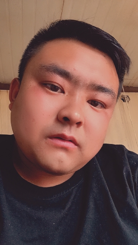 爱我所爱的第一张照片--大庆相亲服务中心