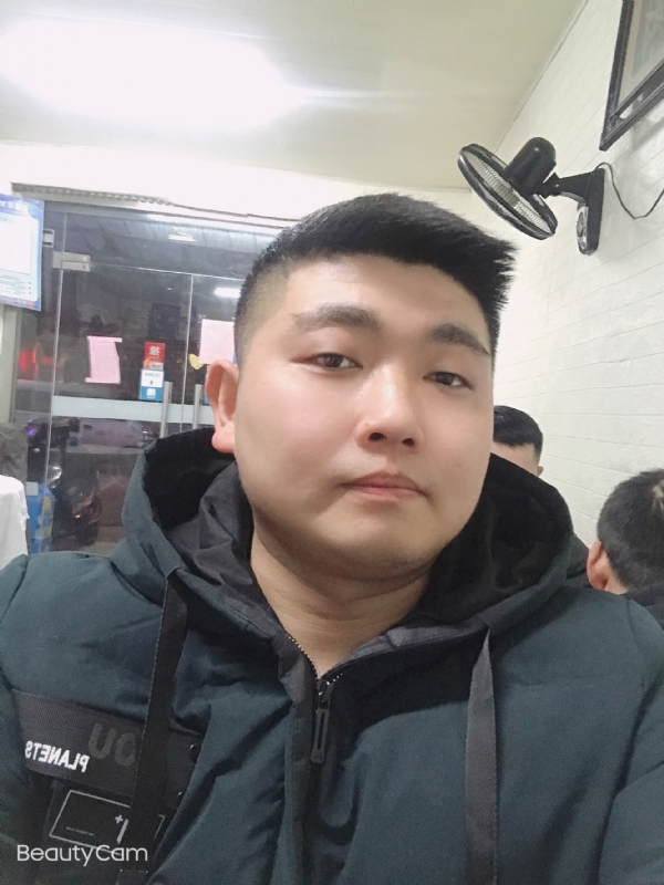 回忆是个小孩的第一张照片--大庆相亲服务中心