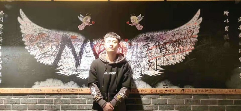 水彩画师的第一张照片--大庆相亲服务中心
