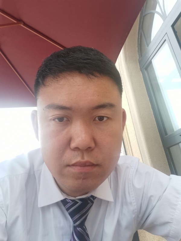 小龙哥的第一张照片--大庆相亲服务中心
