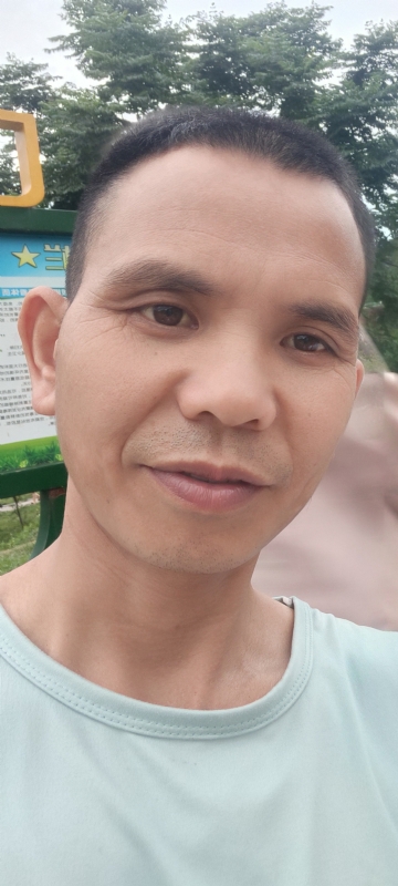 找个相爱的人结婚的第一张照片--大庆相亲服务中心