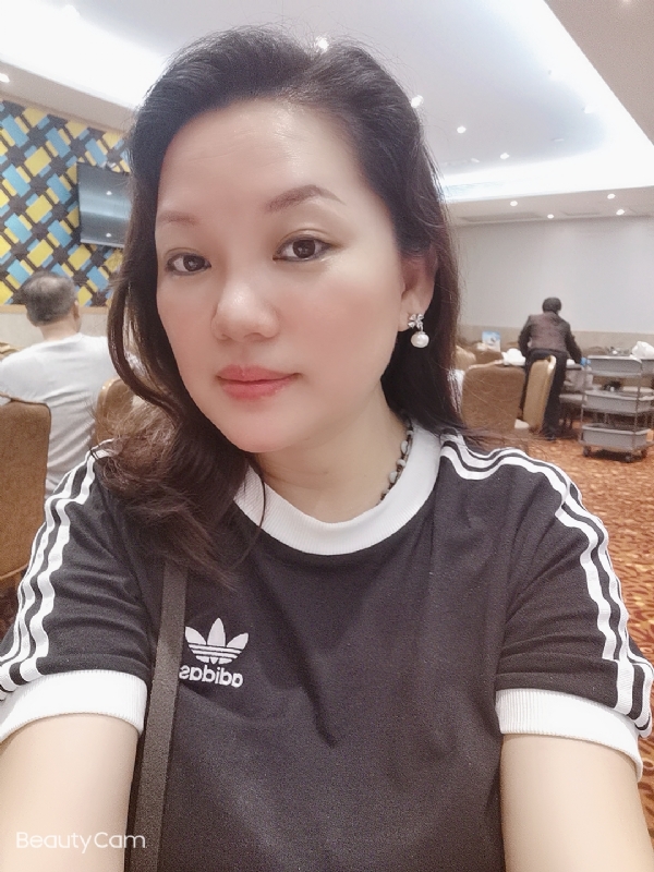 Amy的第一张照片--大庆相亲服务中心