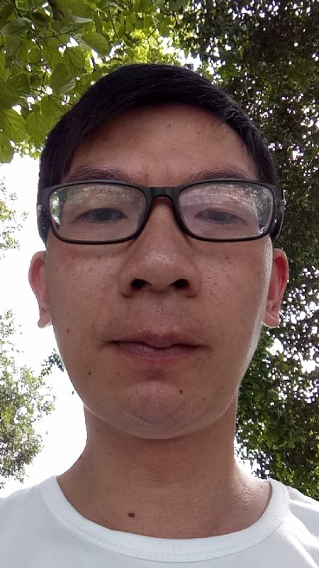 奋斗的第一张照片--大庆相亲服务中心