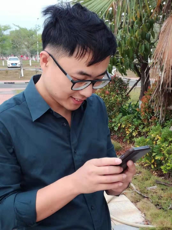 鼠王子的第一张照片--大庆相亲服务中心