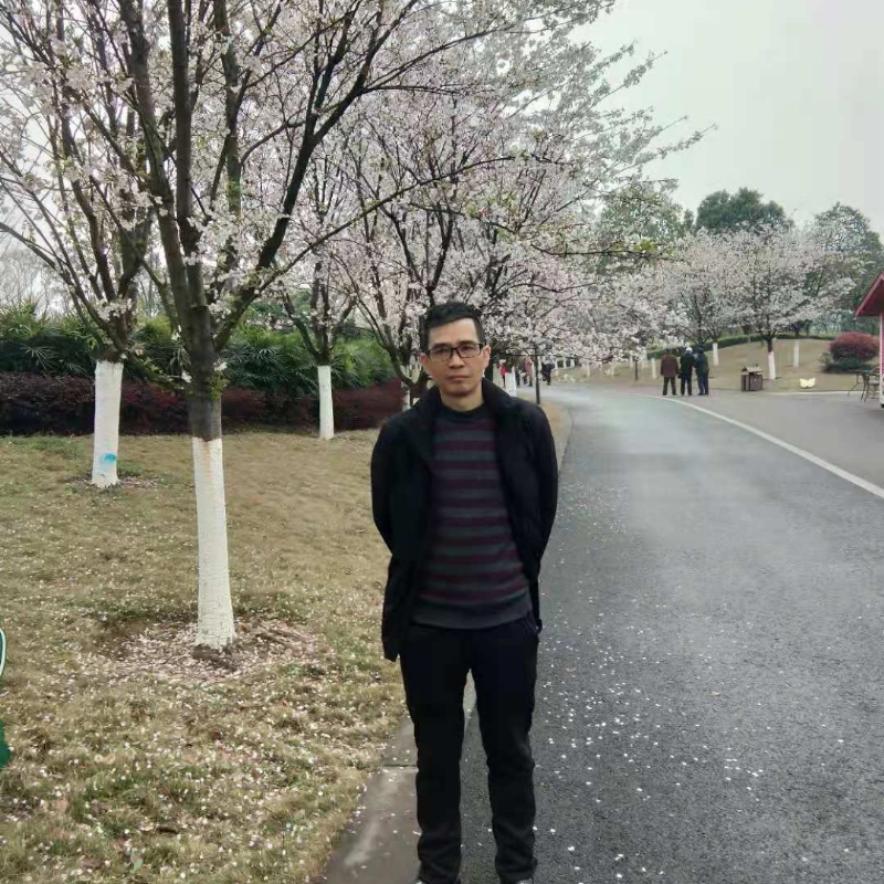 痴心爱人的第一张照片--大庆相亲服务中心