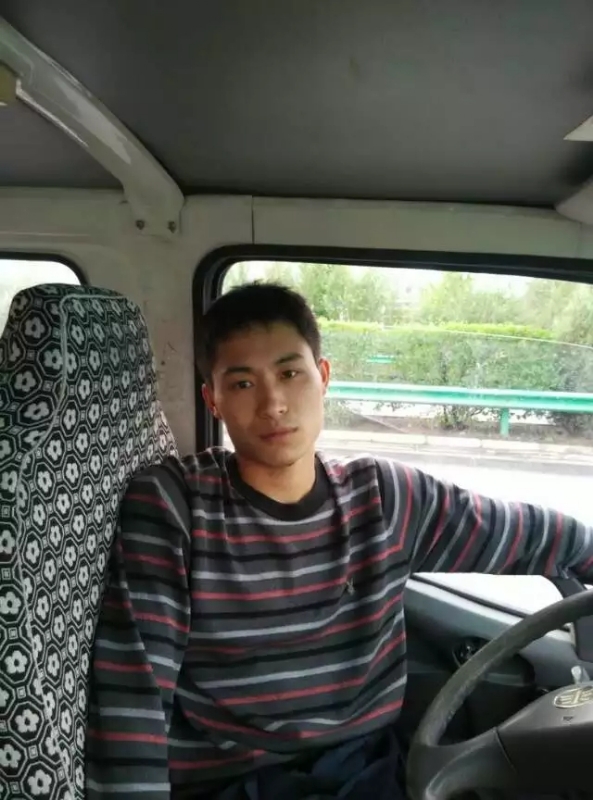 桦树林的第一张照片--大庆相亲服务中心