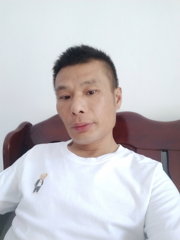 年少轻狂的第一张照片--大庆相亲服务中心