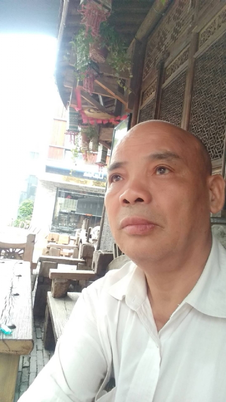 相遇有缘的第四张照片--大庆相亲服务中心