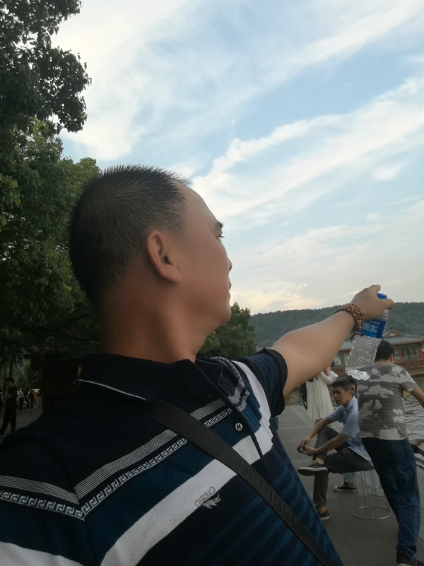 木子五的第四张照片--大庆相亲服务中心