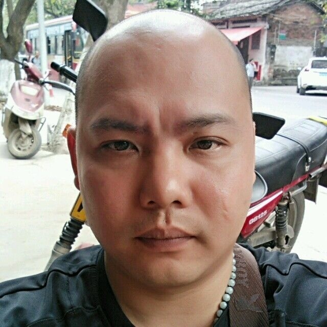 开心就好的第一张照片--大庆相亲服务中心