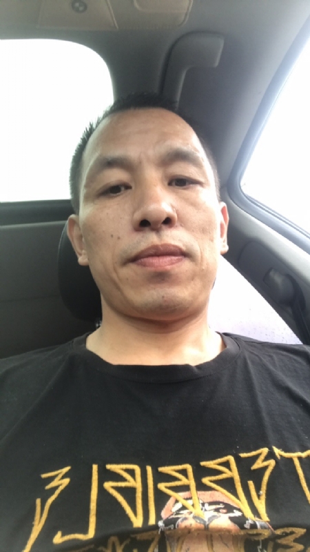 迷茫的第一张照片--大庆相亲服务中心