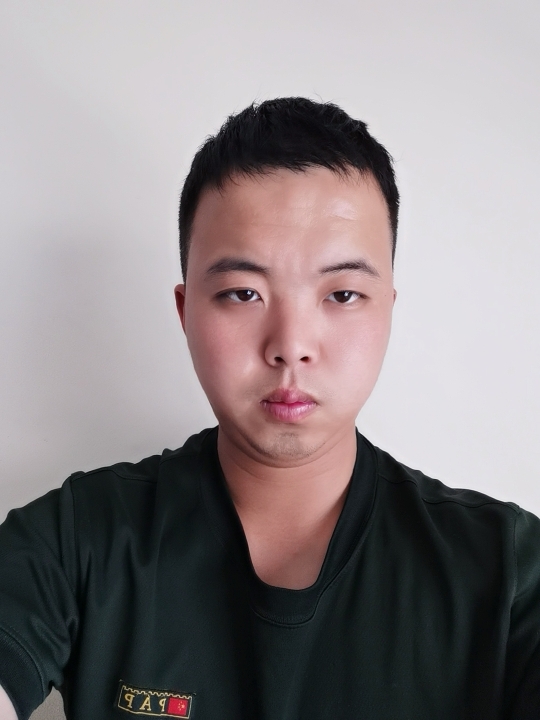 明月天涯的第一张照片--大庆相亲服务中心