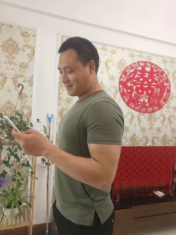 旧时相识的第三张照片--大庆相亲服务中心