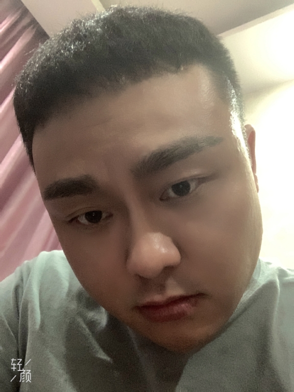 何为奈何的第二张照片--大庆相亲服务中心