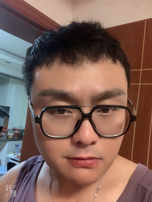 何为奈何的第三张照片--大庆相亲服务中心