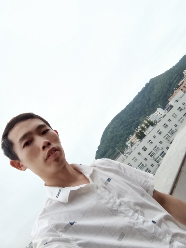 会飞的鱼的第一张照片--大庆相亲服务中心