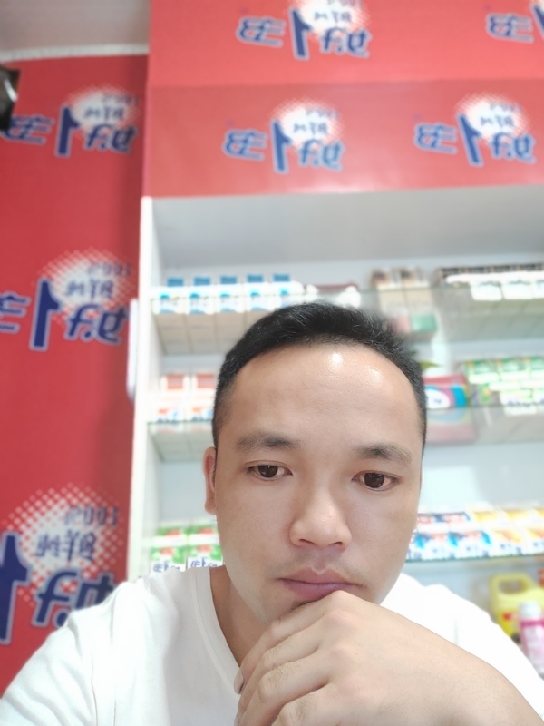 小老弟的第二张照片--大庆相亲服务中心