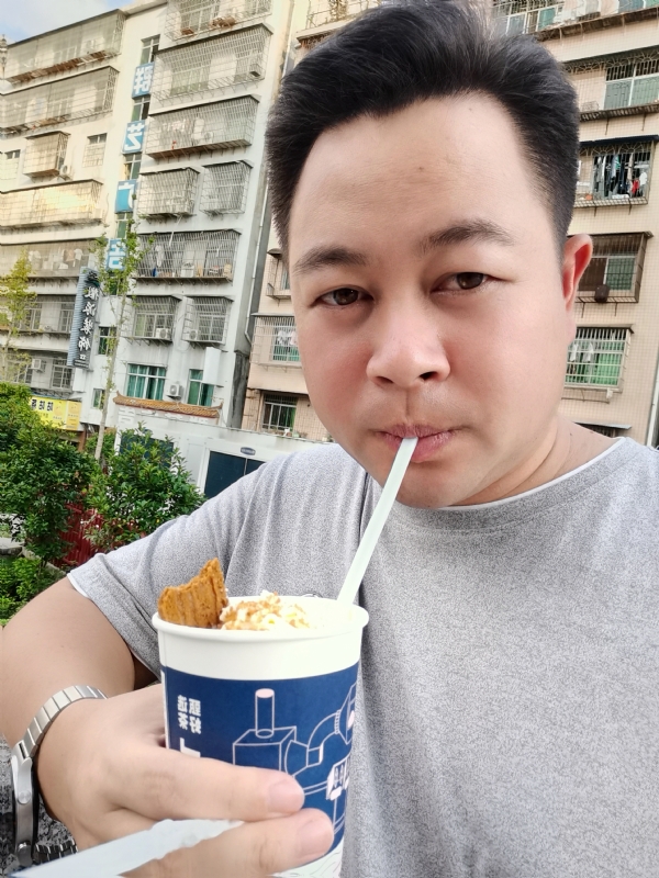 K金o的第一张照片--大庆相亲服务中心
