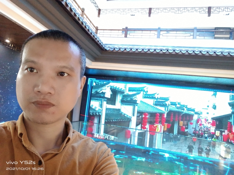 云中漫步的第一张照片--大庆相亲服务中心
