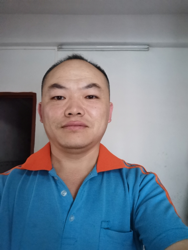 与子携老的第六张照片--大庆相亲服务中心