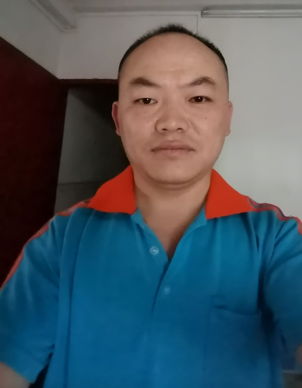 与子携老的第七张照片--大庆相亲服务中心