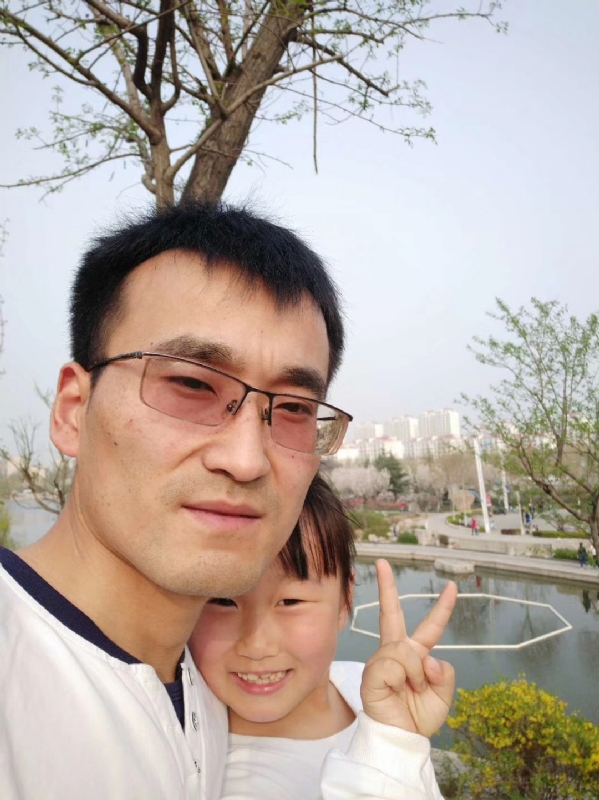 简单的幸福的第一张照片--大庆相亲服务中心