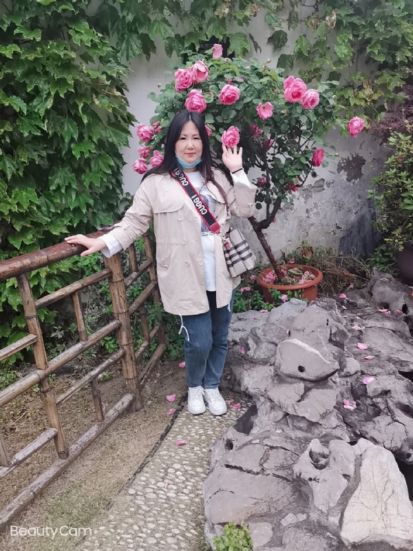 乖乖一女的第三张照片--大庆相亲服务中心