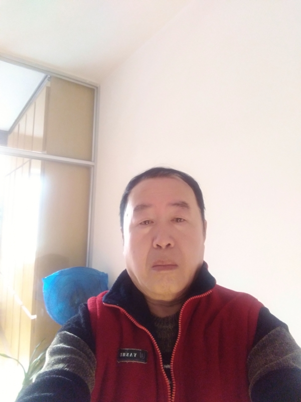 快乐的第一张照片--大庆相亲服务中心