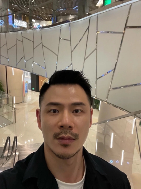 陈的第一张照片--大庆相亲服务中心
